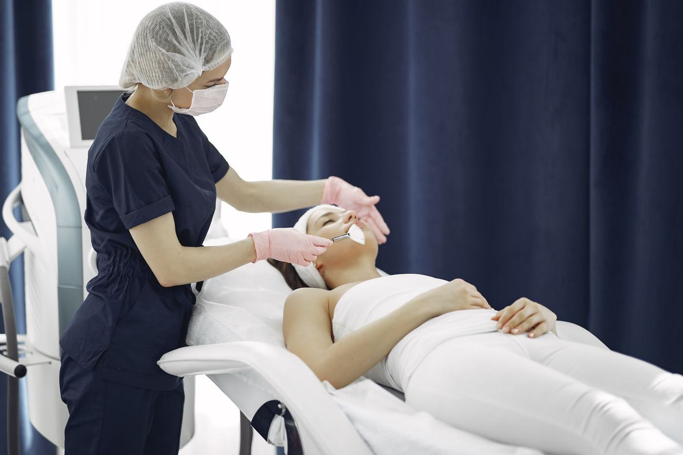 Facial treatment with advanced skin device